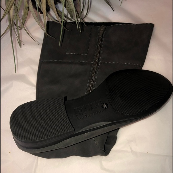 Style & Co Charcoal Gray Sued Block Heel Wide Calf Boots - Picture 6 of 8